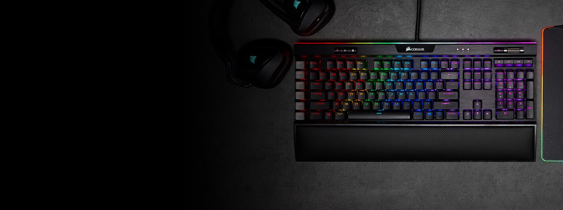 https://cwsmgmt.corsair.com/pdp/k95-rgb-xt/images/k95_rgb_xt_lightedge.jpg